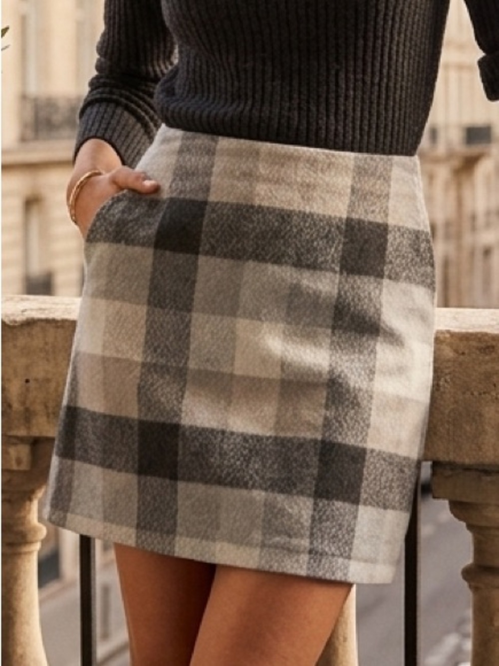 Gray & Cream A-Line Skirt – Neutral Palette – Tailored Silhouette
